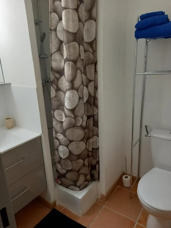 Appartement Studio cocooning centre historique d Avignon France